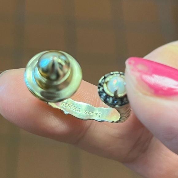 $85 Kendra Scott Branson Open Ring In Gold Tone Size 7 - Picture 8 of 12